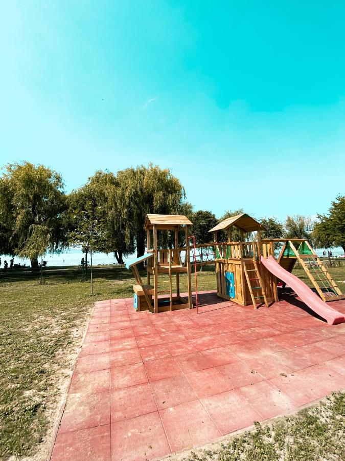 Marine Apartman By Bltn Siófok Zewnętrze zdjęcie